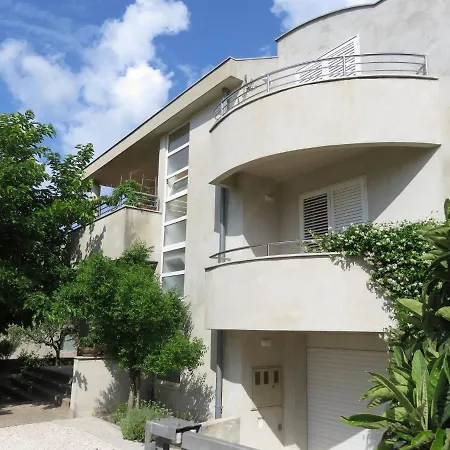 Romantic Oasis -mediterranean Style Studio Apartman *