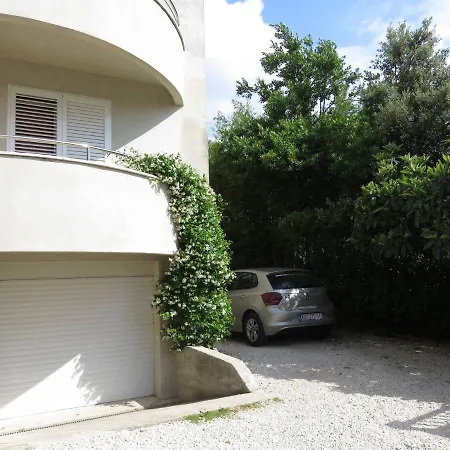 Romantic Oasis -mediterranean Style Studio Apartman Zadar