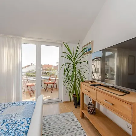 Romantic Oasis -mediterranean Style Studio Zadar