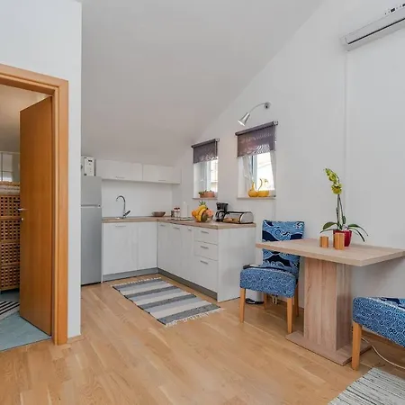 Apartman Romantic Oasis -mediterranean Style Studio